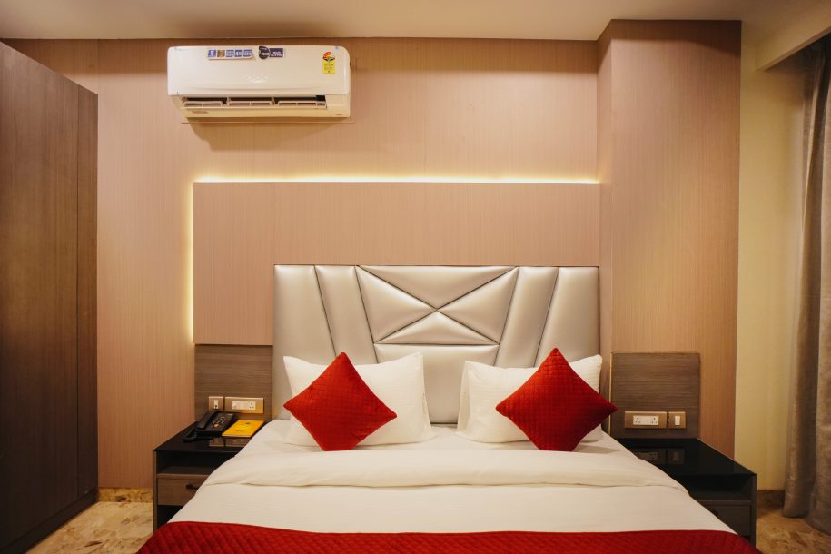 Experienced No1 Safe Hotels for Unmarried Couples in Gurgaon