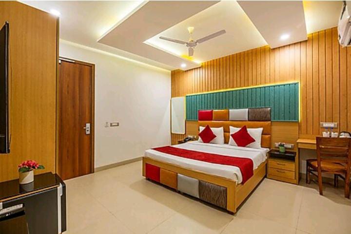 Best Couple Friendly hotels in South Delhi in 2025