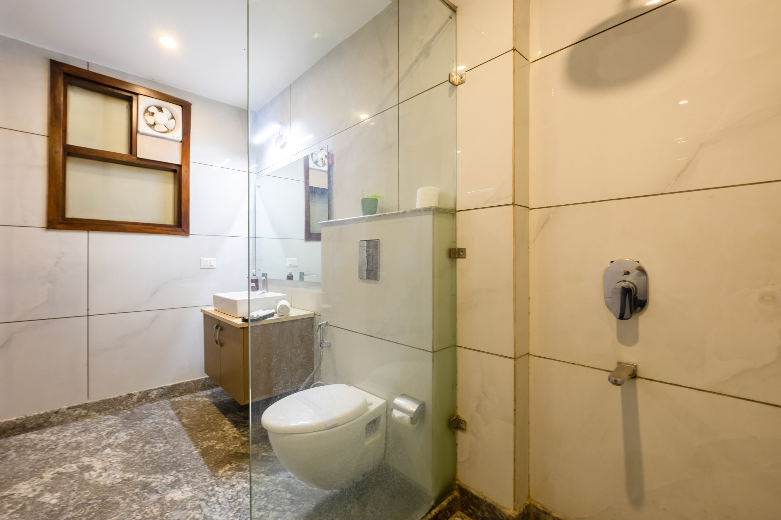 bathroom-ma-60-haris-court